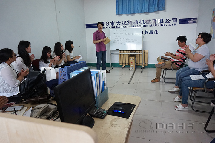 漢螺旋給料機實力雄厚，技術(shù)研發(fā)團隊上百人